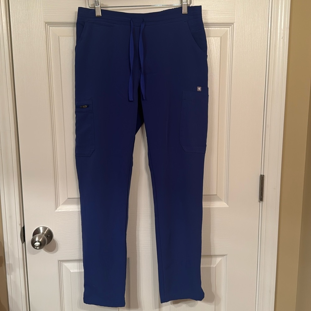 Figs Yola skinny scrub pants